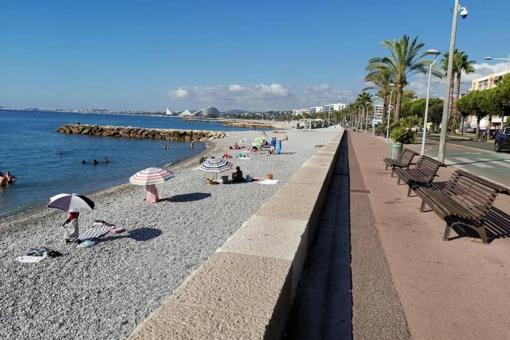 Appartement 6 Personnes Face A La Mer Cagnes-sur-Mer Exteriér fotografie